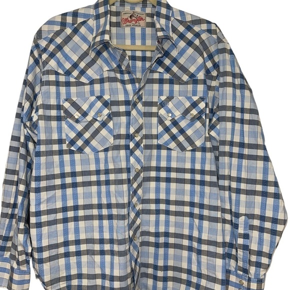 Wrangler Women's Western Top  M/L Blue, Gray Snap Button Front/Sleeves Long Slv - Picture 2 of 9